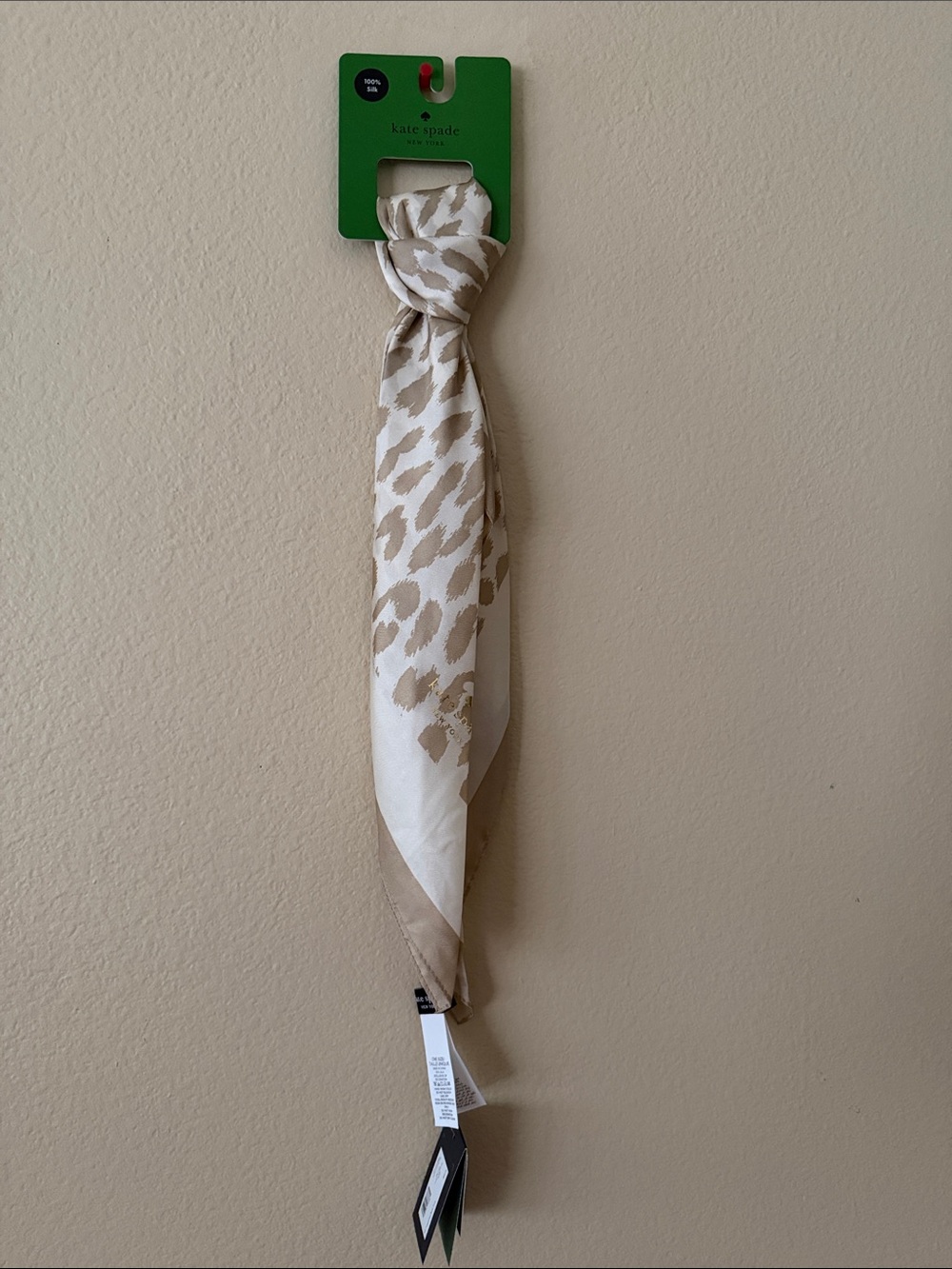 kate spade Beige and White Leopard-Print Neck Scarf